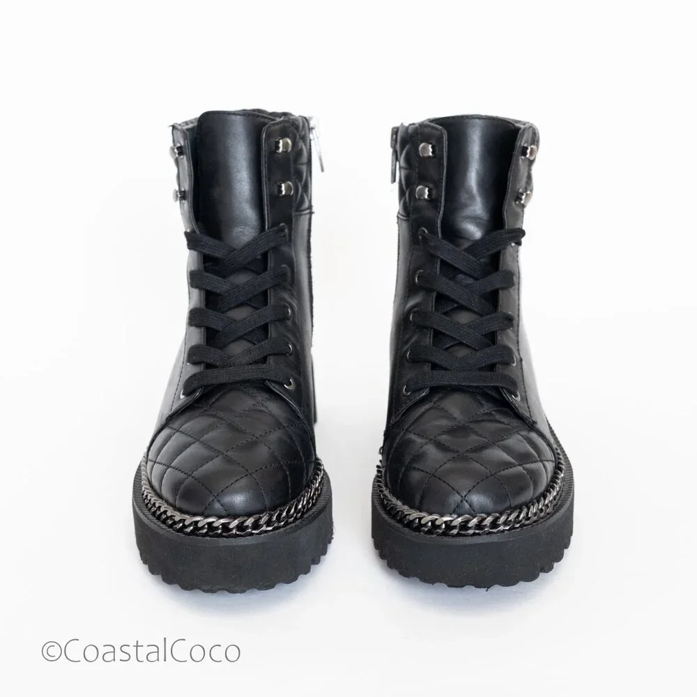 Vince Camuto Merindil Leather Combat Boots 8.5 Black Quilted Metal Chain Chunky - Picture 4 of 13